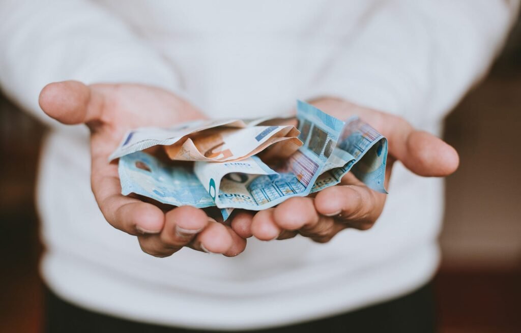 get paid to write articles $1 per word
